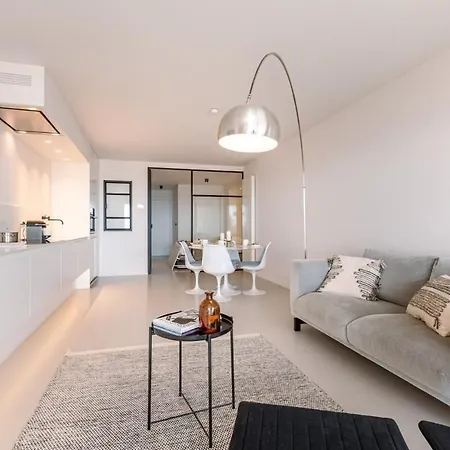 Huswell - Cozy Modern With Magnificent Sea-view 크노케-하이스트