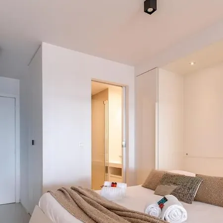 Huswell - Cozy Modern With Magnificent Sea-view 크노케-하이스트