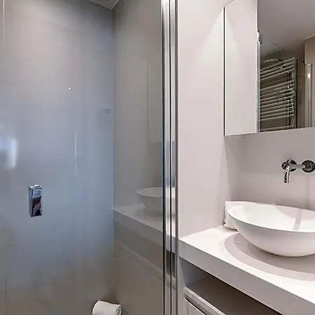 Casiola - Cozy Modern With Magnificent Sea-view *